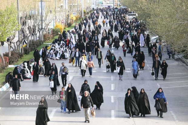 اقامه باشکوه نماز عید سعید فطر در بجنورد