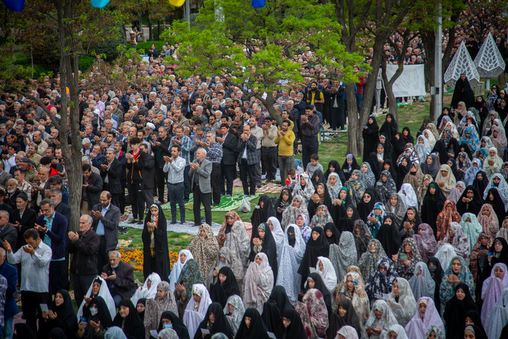 اقامه نماز عید سعید فطر - قزوین