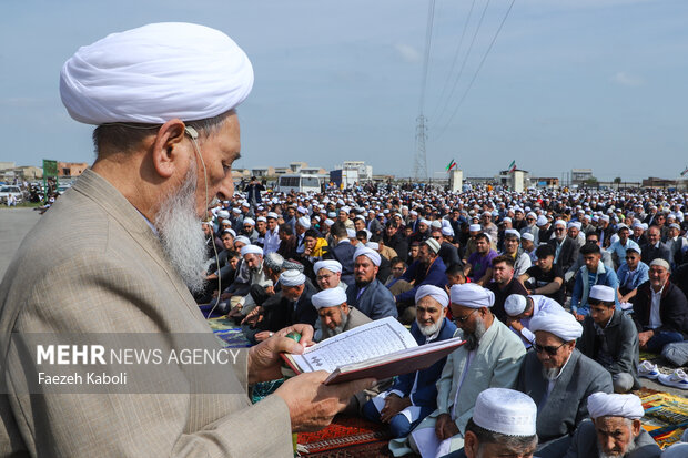 نماز عید فطر در ترکمن صحرا