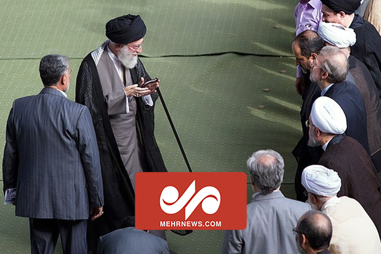 تصاویری از ورود رهبر انقلاب به مصلای تهران برای اقامه نماز عید