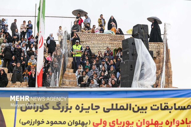 مسابقات بین المللی کوراش در اسفراین