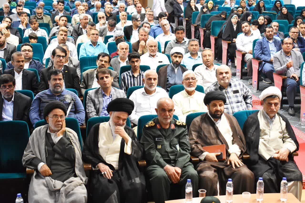 حضور همیشگی مردم در صحنه باعث ناامیدی دشمنان است