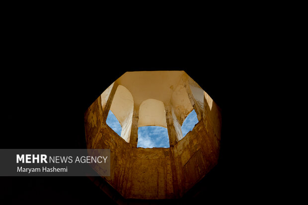 باغ و عمارت فتح آباد با نام صاحب قدیمی باغ بیگلر بیگی در شهر کرمان قرار دارد. باغی که در منطقه اختیارآباد کرمان و۲۵ کیلومتری مرکز این شهر قرار گرفته است. باغ فتح آباد زمانی رونق زیادی داشته، به طوری که سبک ساخت آن الگوی ساخت مجموعه جهانی باغ شاهزاده ماهان شده است