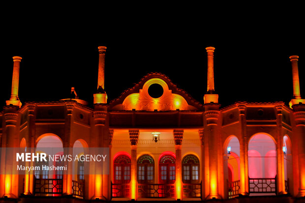 باغ و عمارت فتح آباد با نام صاحب قدیمی باغ بیگلر بیگی در شهر کرمان قرار دارد. باغی که در منطقه اختیارآباد کرمان و۲۵ کیلومتری مرکز این شهر قرار گرفته است. باغ فتح آباد زمانی رونق زیادی داشته، به طوری که سبک ساخت آن الگوی ساخت مجموعه جهانی باغ شاهزاده ماهان شده است