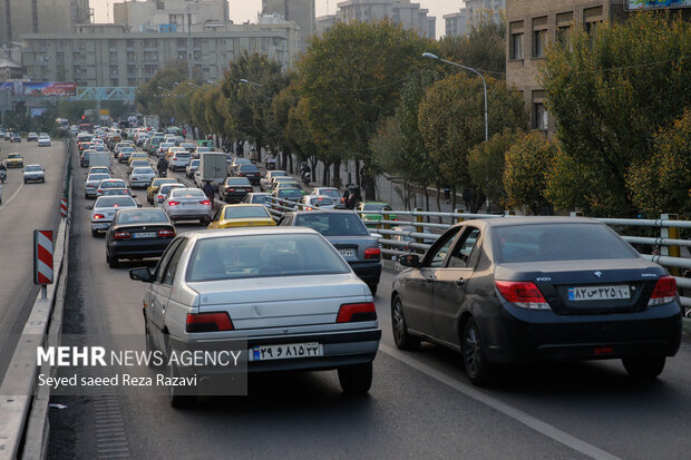 ترافیک سنگین در آزادراه قزوین -کرج- تهران