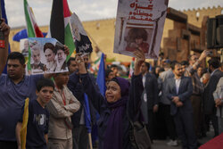 تجمع مردم شیراز در حمایت از عملیات «وعده صادق»