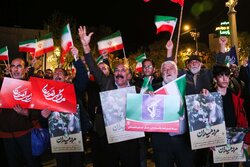 قدیمی: خانواده شهدای میناب مهمان تجمع شبانه بجنوردی‌ها می‌شوند