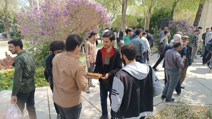 دانشگاهیان دانشگاه صنعتی اصفهان در حمایت از وعده صادق تجمع کردند