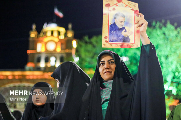 تجمع بزرگ مردمی در حمایت از عملیات"وعده صادق"در تبریز