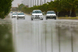 بارش شدید باران و آبگرفتگی معابر در هرسین