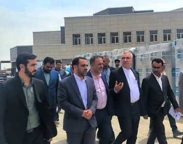 وزیر بهداشت و درمان از بیمارستان ۴۰۰ تختخوابی اسلامشهر بازدید کرد