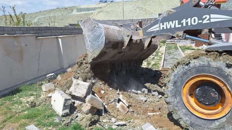 ۱۰ حلقه چاه غیرمجاز در مناطق «گلاهک» و «گندک» دماوند مسدود شد