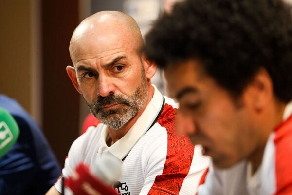 «خمز» با تیم فوتبال تراکتور چه کرد؟/ ناکام برابر تیمهای بزرگ