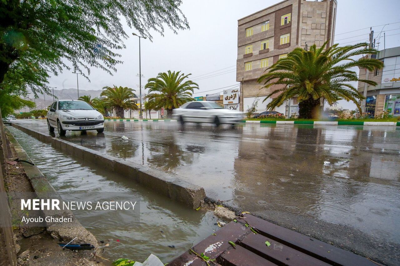 آبگرفتگی معابر شهر ایلام بر اثر شدت بارش باران