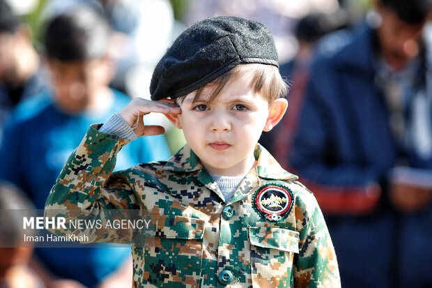 رژه روز ارتش در همدان