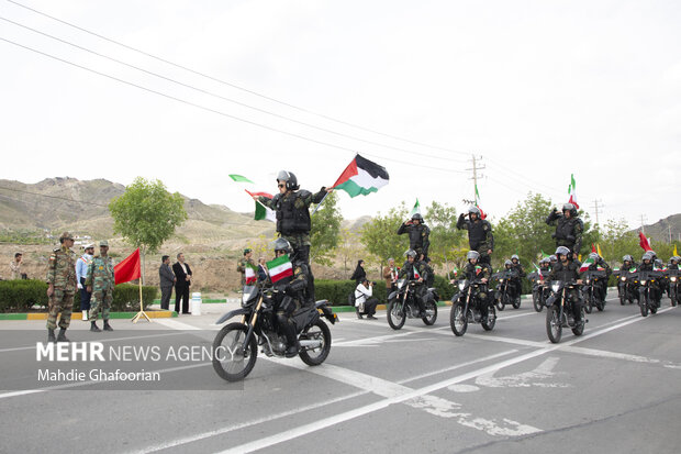 مراسم رژه ارتش جمهوری اسلامی ایران