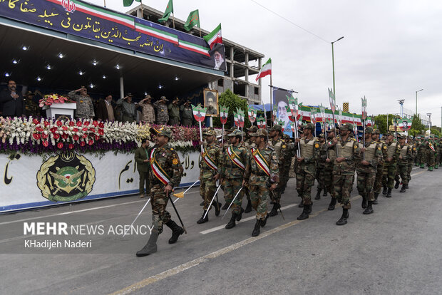 مراسم رژه روز ارتش - اصفهان
