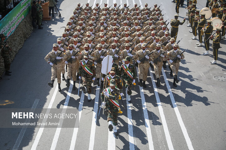 رژه روز ارتش در قزوین