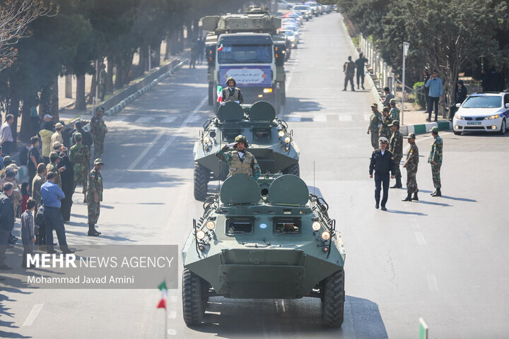 رژه روز ارتش در قزوین