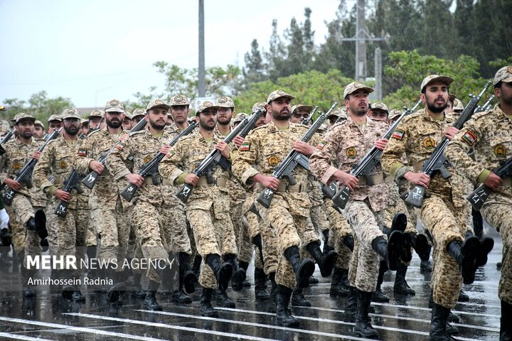 رژه روز ارتش در بیرجند