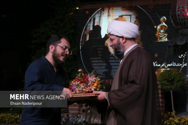 اختتامیه دهمین دوره هفته هنر انقلاب اسلامی