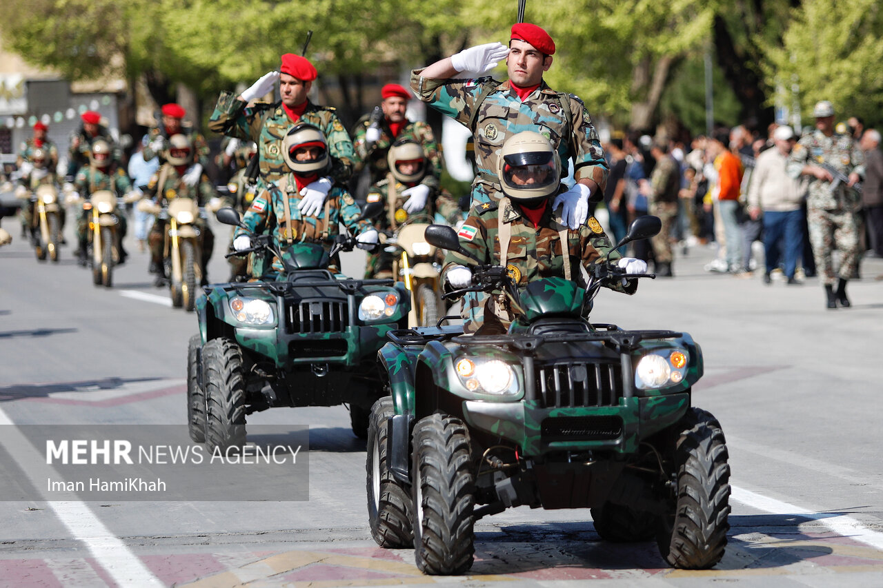 مراسم رژه روز ارتش – همدان
