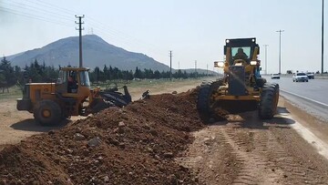 عملیات احداث و اصلاح شیب شیروانی در آزادراه کرج - قزوین
