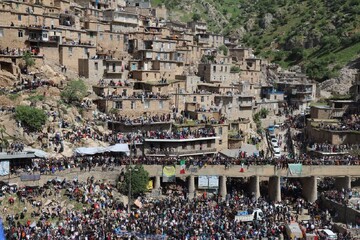 حضور هزاران گردشگر در بهشت گمشده کردستان