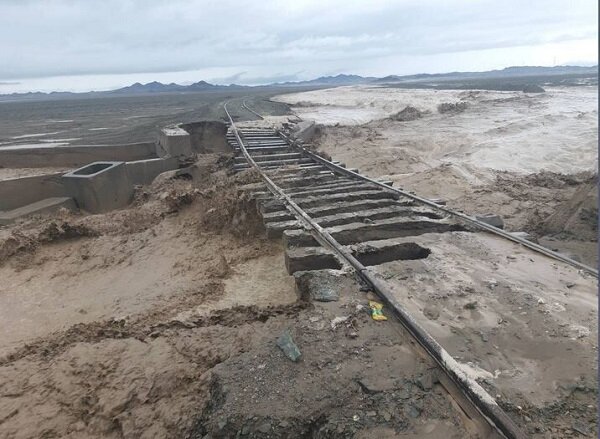 احتمال وقوع سیلاب و جاری شدن روان آب در مازندران