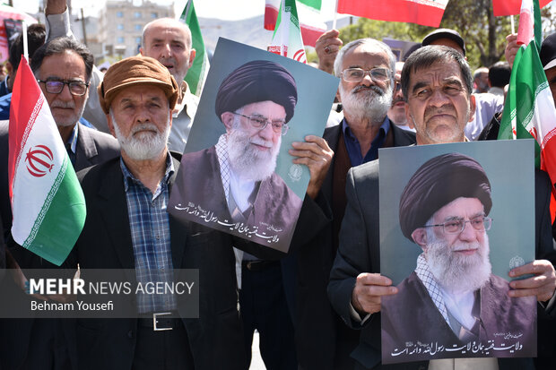 تظاهرات حمایت از عملیات غرور آفرین سپاه