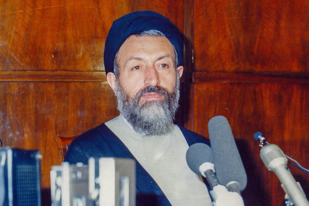 از تاکید بر آموختن فلسفه هگل تا جروبحث با امام خمینی سر کلاس