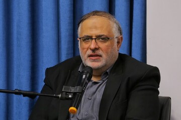 آرمان اصلی انقلاب اسلامی ایران اداره کرد کشور توسط مردم است