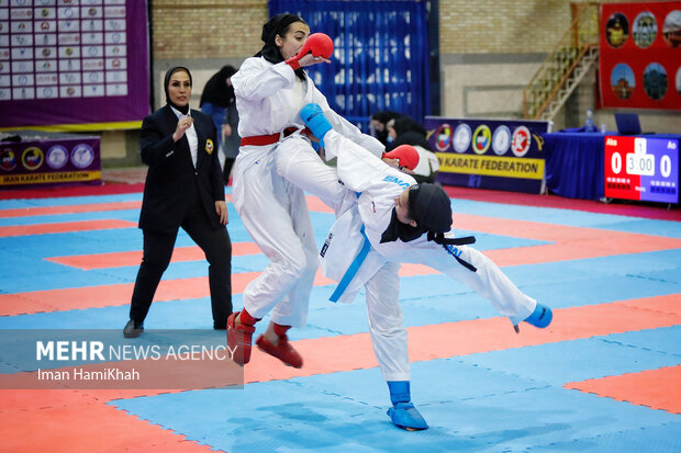 راهیابی ۱۰ کاراته کا به اولین مرحله اردوی تیم ملی بانوان راهیابی ۱۰ کاراته کا به اولین مرحله اردوی تیم ملی بانوان