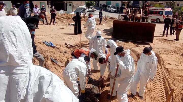 Mass burial around Gaza Nasser Hospital shocked world