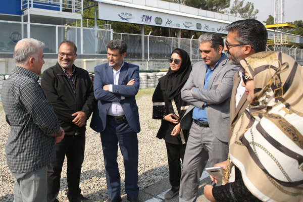 فدراسیون موتورسواری و اتومبیلرانی میتواند به نشاط مردم کمک کند