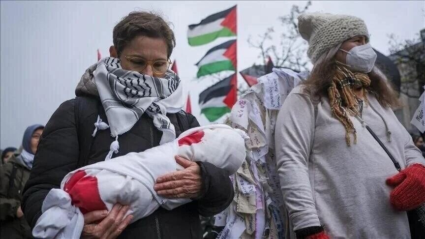 کمربند انسانی معترضان آمریکایی برای غزه/ «ما آزاد نیستیم!»