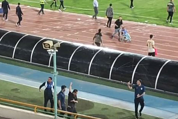 خواب «فرهنگ» و مسوولان بی‌خیال/ تشییع «اخلاق» در فوتبال ایران!