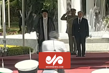 ایرانی صدر کو وزیرِ اعظم ہاؤس میں گارڈ آف آنر پیش، خصوصی مناظر