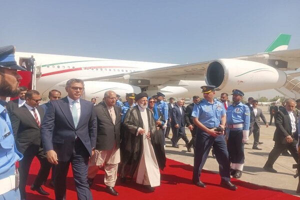 Cumhurbaşkanı Reisi Pakistan'da Cumhurbaşkanı Reisi Pakistan'da