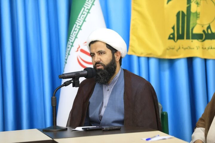 چالشهای جدی در مسیر جهاد تبیین؛ غریب مانده در لابه لای شعارها و بنرها چالشهای جدی در مسیر جهاد تبیین؛ غریب مانده در لابه لای شعارها و بنرها