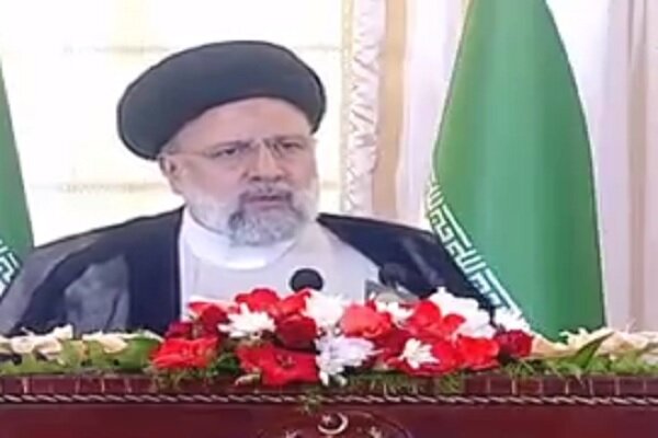 Iran, Pakistan plan to increase trade to $10 in first step