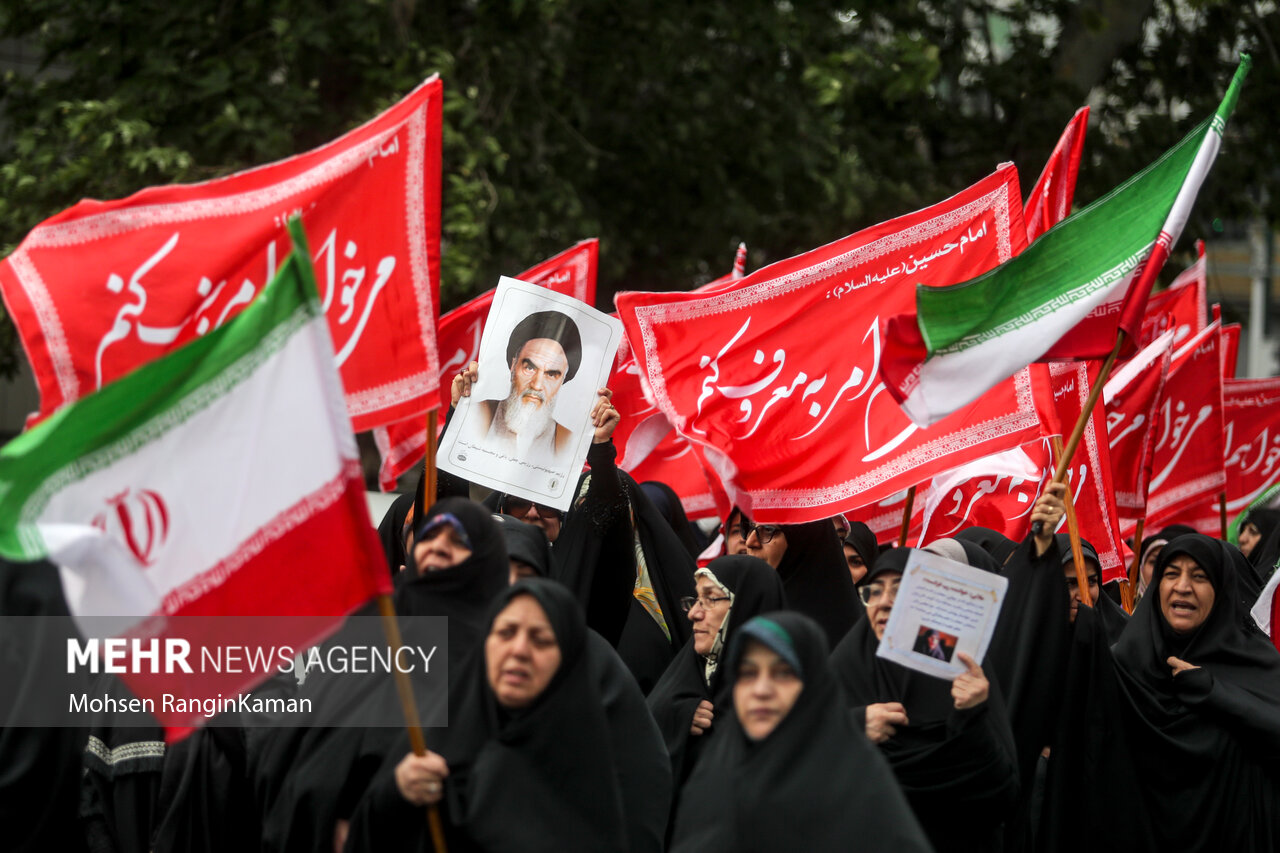 تجمع مردمی حامیان مقابله با بی‌حجابی و بدپوششی