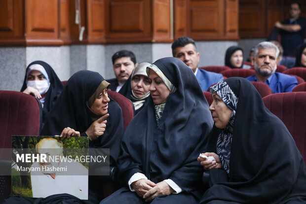 اولین جلسه دور دوم دادگاه رسیدگی به اتهامات اعضای سازمان منافقین، صبح امروز سه شنبه ۴ اردیبهشت ۱۴۰۳ در مجتمع قضائی امام خمینی (ره) برگزار شد