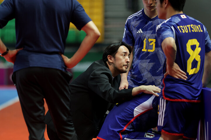 واکنش بازیکنان و سرمربی ژاپن به حذف تلخ از جام ملت ها واکنش بازیکنان و سرمربی ژاپن به حذف تلخ از جام ملت ها