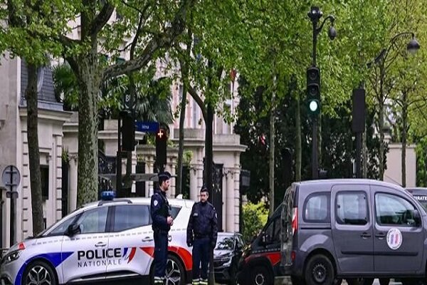 سفارة إيران في باريس تتنازل عن الملاحقة القضائية لشخص هاجم القنصلية