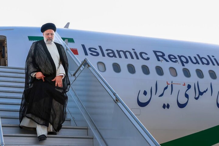 Iranian president arrives in Sri Lanka