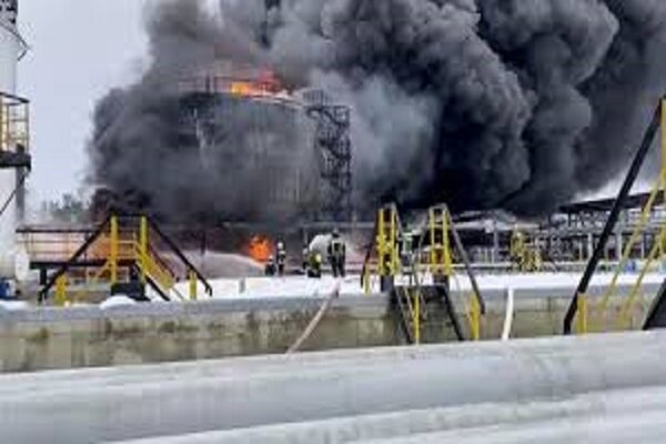 Ukraine strikes Russian oil facilities