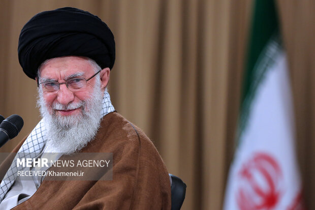 Ayetullah Hamanei, bugün öğretmenler ile bir araya gelecek Ayetullah Hamanei, bugün öğretmenler ile bir araya gelecek