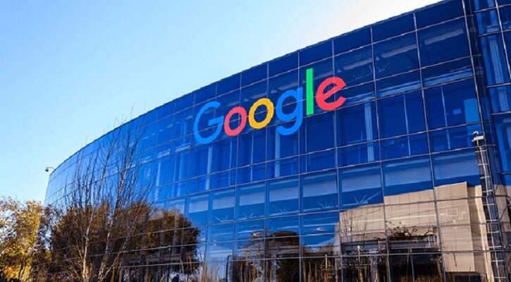 گوگل به دلیل جاسوسی از کاربران به چالش کشیده شد