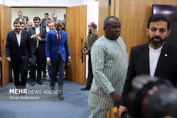 دیدار محمد مخبر معاون اول رئیس جمهور با کیلم دو تامبلا نخست وزیر بورکینافاسو